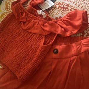 NWT two piece set 🧡